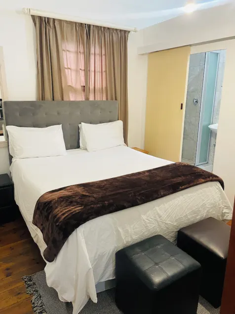 Karibu Guesthouse - Image 1