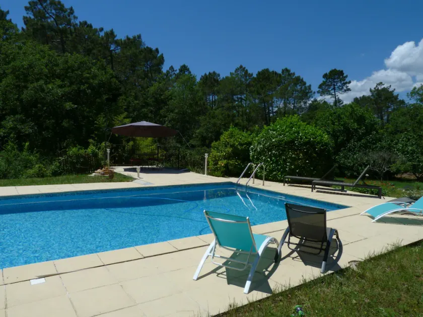 Fayence/160m²/5000m²/4 chambres/Grande Piscine/Cuisine d’été - Image 1