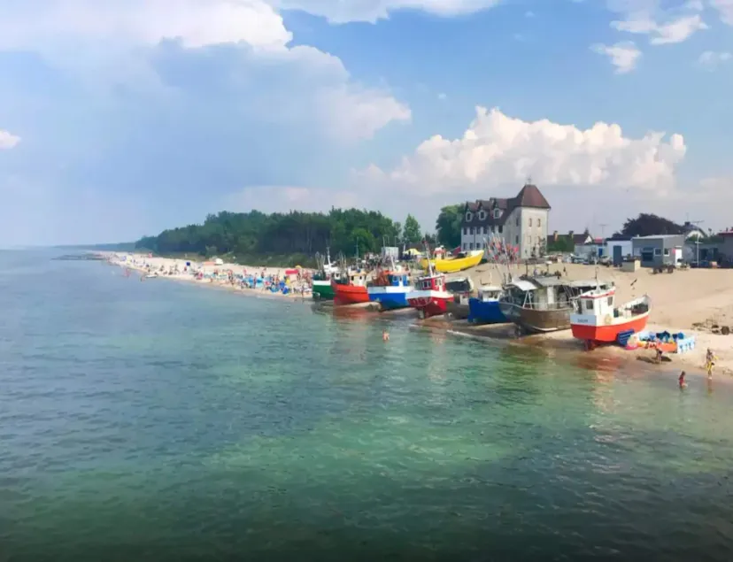 Cottage in Chlopy Near Seaside Beach - Image 1