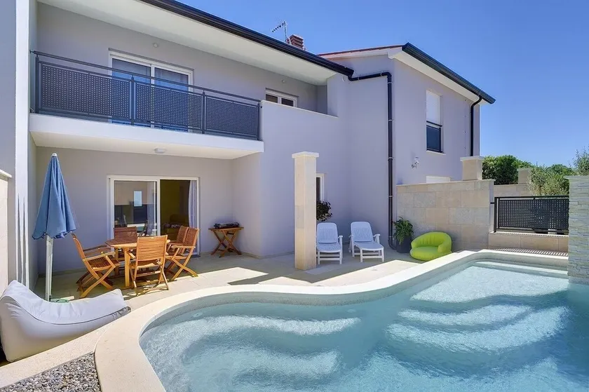 Strandnahe Villa mit privatem Pool, WLAN, Terrasse, Grill - Image 1