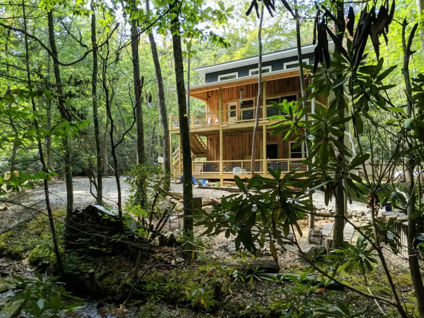 Beech Creek Cabin, Black Mountain  - Image 1