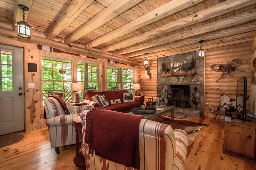 Stylish 3BR Log Cabin w Fire Pit Near Trails - Image 1