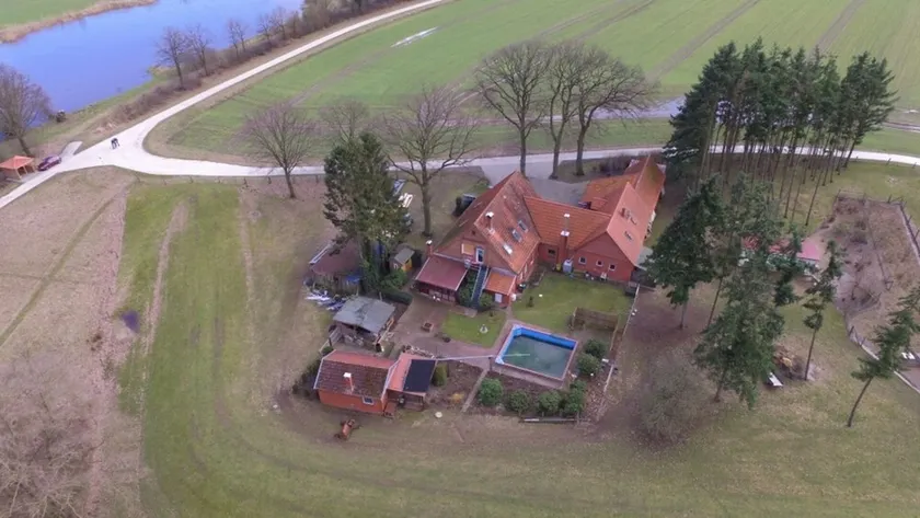 Apartment in quiet location - Image 1