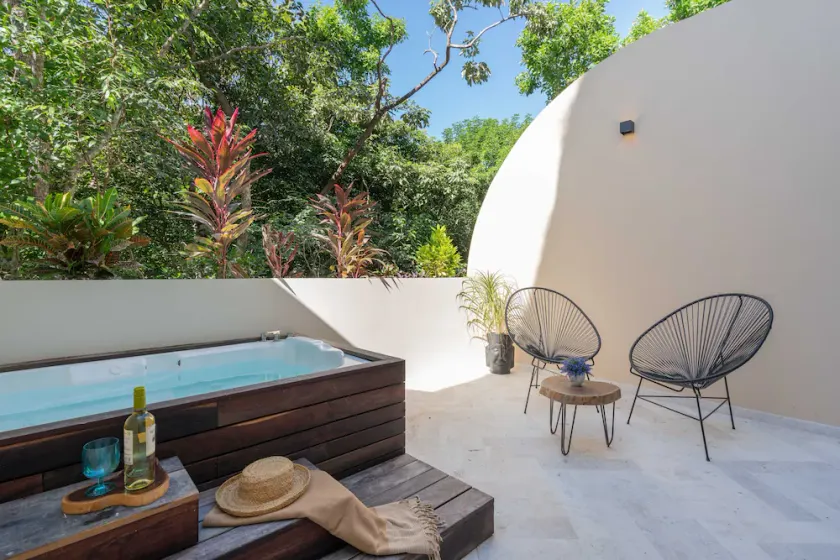 New Apartment with Private terrace Jetted tub - Image 1
