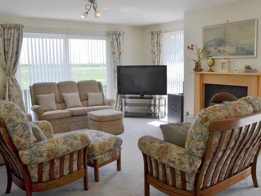 Fairway Cottage- Uk11780 - Image 1