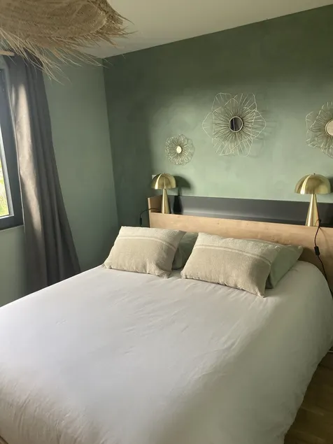 Cottage for 2, with a private spa and heated swiming pool - Image 1