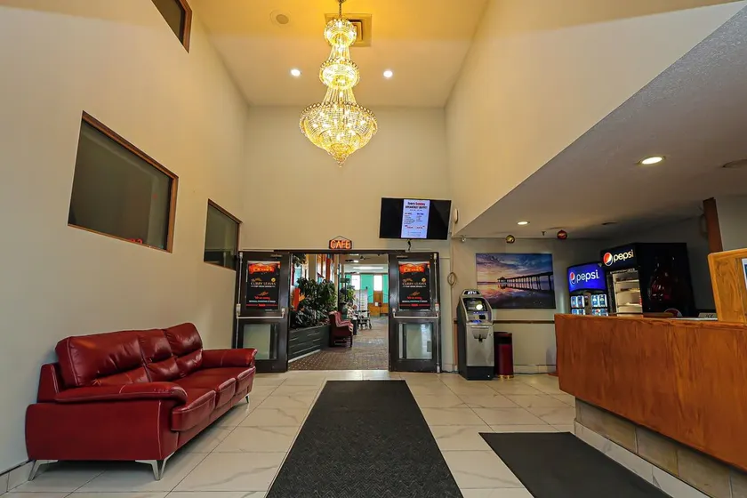 Confederation Inn Saskatoon - Image 1