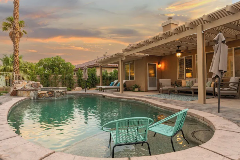 Villa Chella - Walking distance to Coachella and Stagecoach, golf course views - Image 1