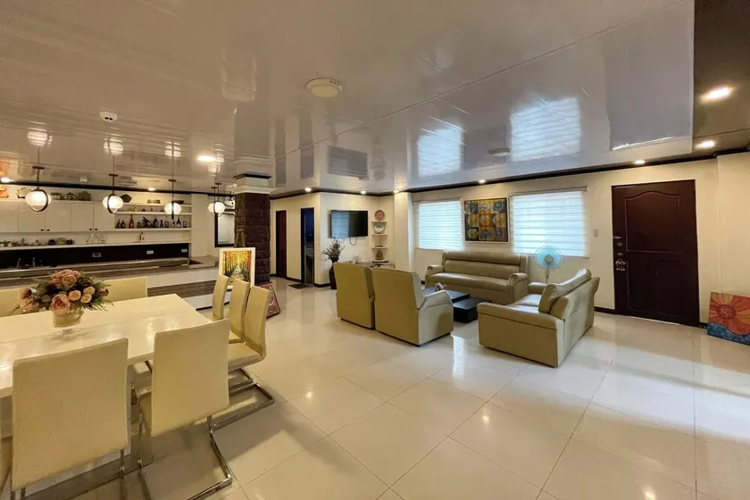 The Primrose Guesthouse Cavite - Image 1