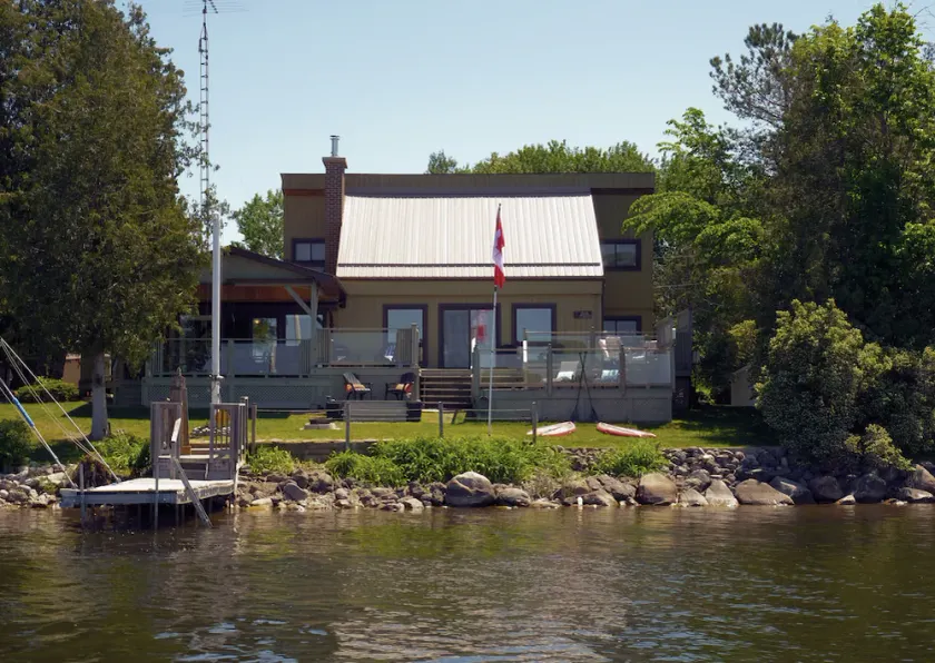 Modern Waterfront Home ~10ppl~Breathtaking Sunsets - Image 1