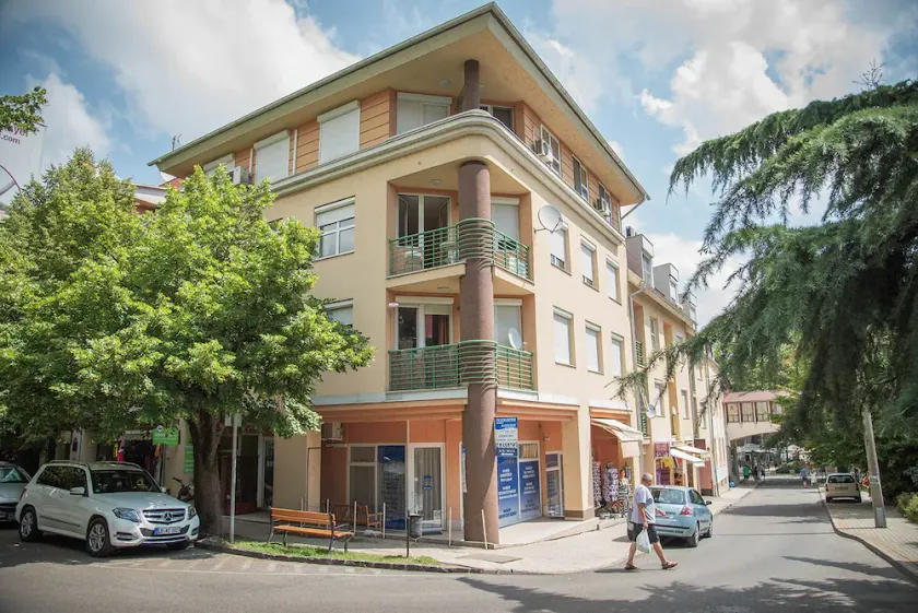Thermal bath Heviz Hungary Apartment year-round air conditioning elevator own parking - Image 1