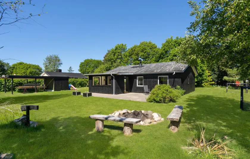 3 Bedroom Amazing Home In Storvorde - Image 1