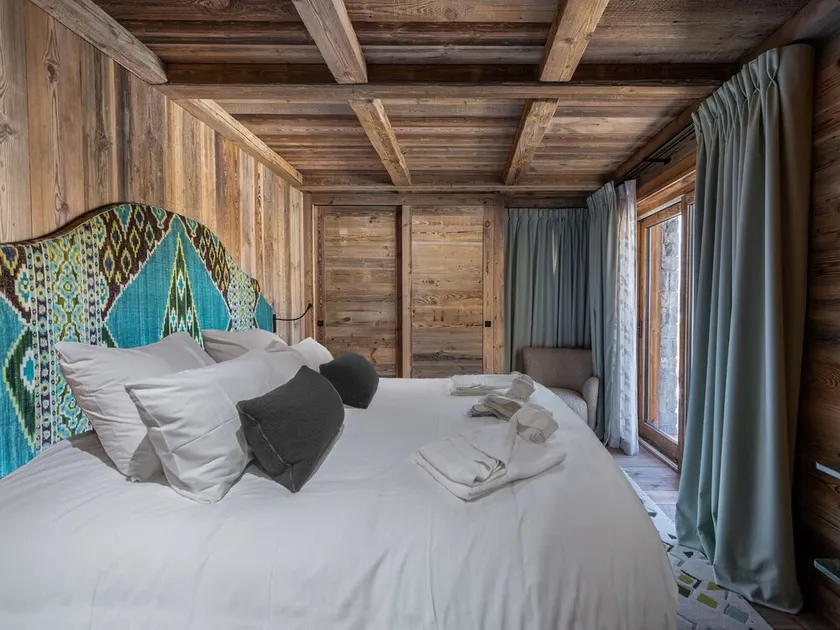New luxury chalet with pool, jacuzzi, sauna, and cinema in Saint-Martin de Belleville - Image 1