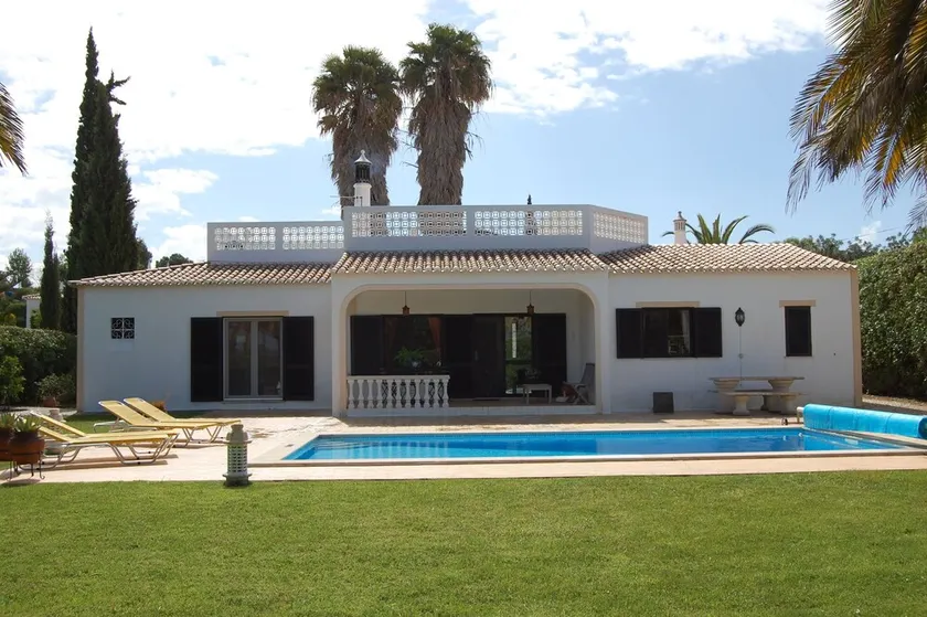 Top Villa At Short Distance Away From Famous Meia Praia Beaches. - Image 1