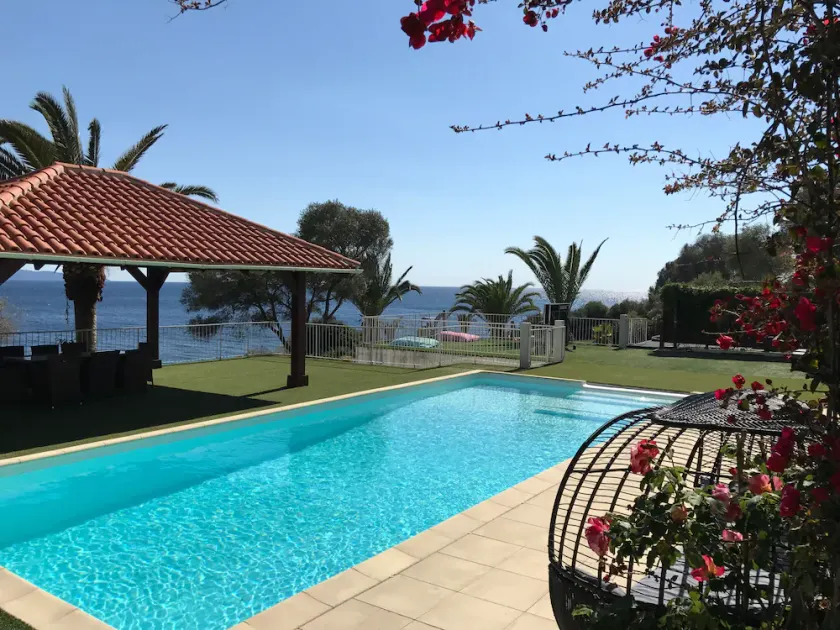 Parte inferiore della villa - Image 1