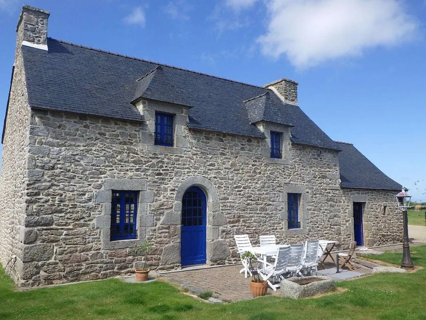 House near village - Image 1