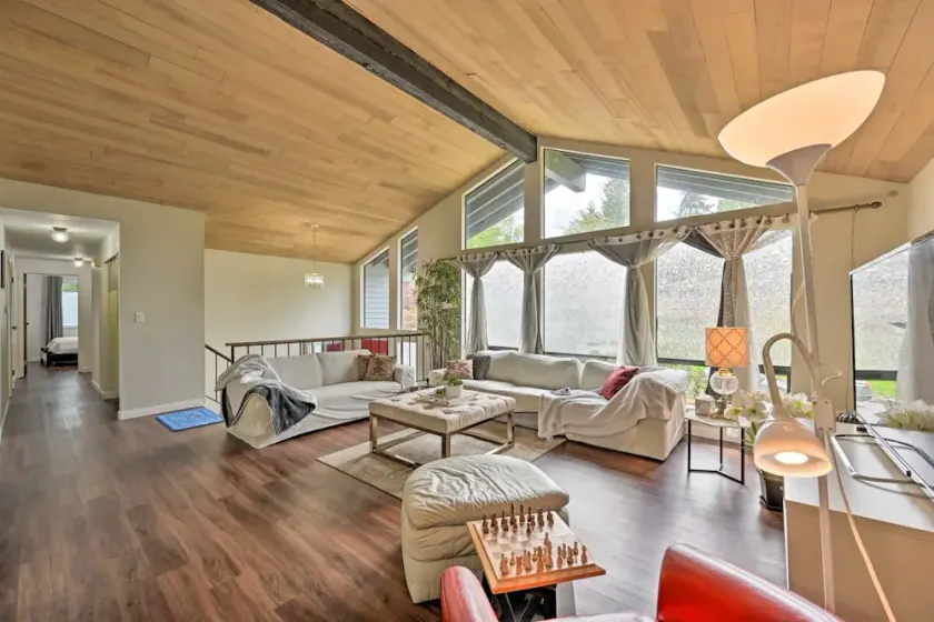 5 ⭐ Big 7BR house, Indoor Cinema near Wineries, Beaches, Golf - Image 1
