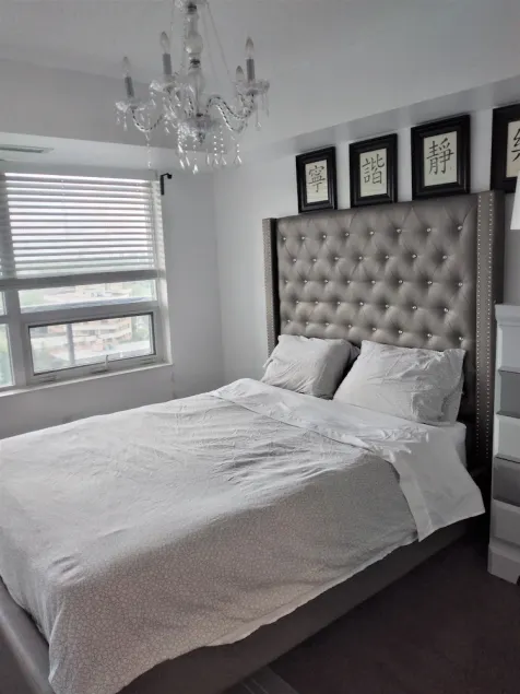 Rare find - 2 bedroom, 2 bathroom condo with great view - Image 1
