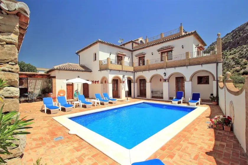 Magnifica villa di lusso, 8 posti letto, piscina privata, wifi, zona Montejaque, Ronda - Image 1