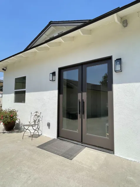 Modern New Build 2B/2B in Charming Claremont for Exceptional Quality 10%Discount - Image 1