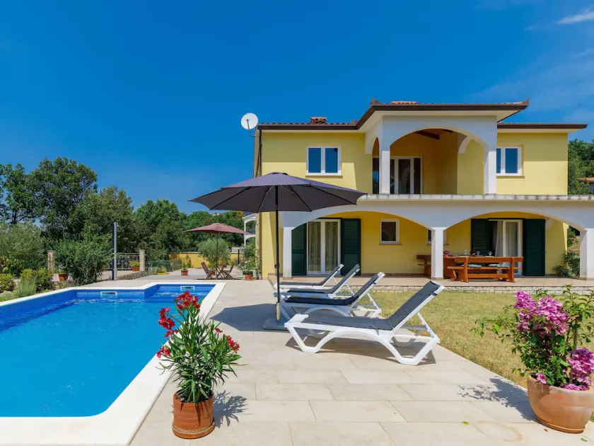 Ferienhaus Carla by Interhome - Image 1