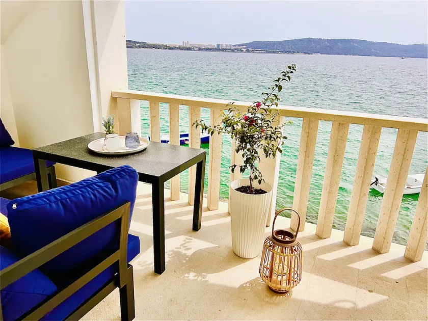 Apartment mit Terrasse am Meer - Image 1