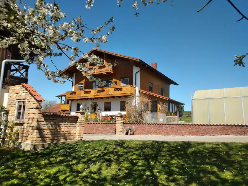 Vacation on the farm in beautiful Koesslarn in Lower Bavaria - Image 1