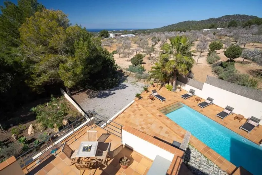 Modernt hus med pool, havsutsikt och 3km från stranden i Tarifa - Image 1