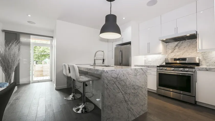 Elegant Newly Design Home - Image 1