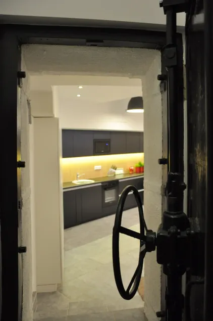 Apartamento Bomb Shelter Vilnius (central + parking gratuito) - Image 1