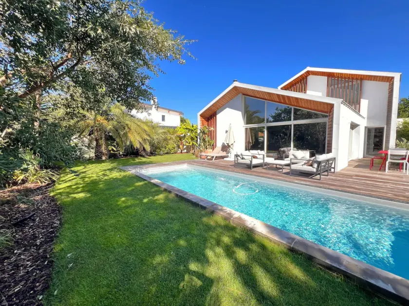 Chiberta Villa D'architecte Plage et Golfs a Pied, 10 Couchages - Image 1