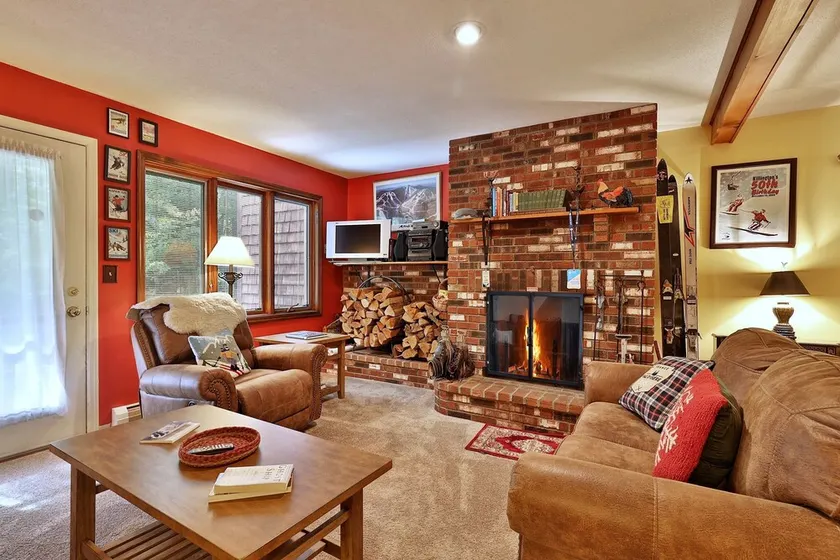 Glazebrook Townhouse Unit J5 - Image 1