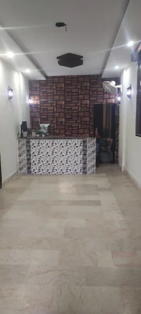 Golden Star Hotel Kalam - Image 1