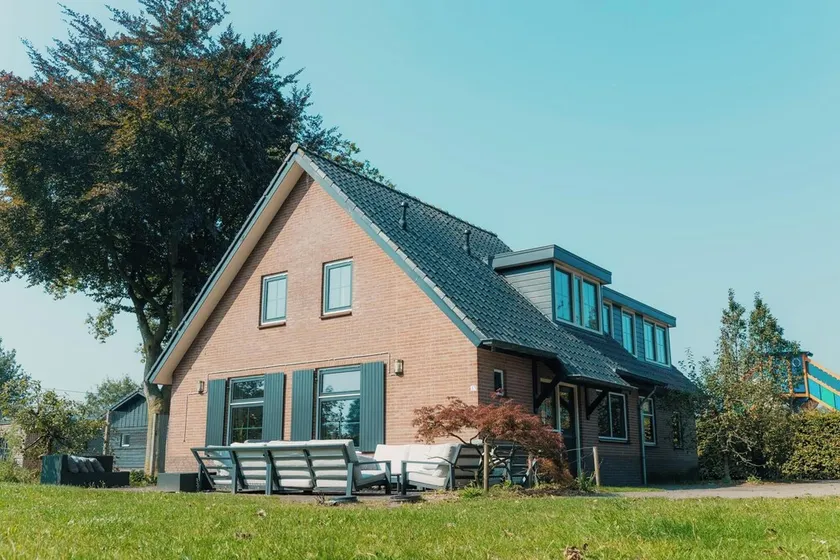 Group farm for 20 people - Image 1
