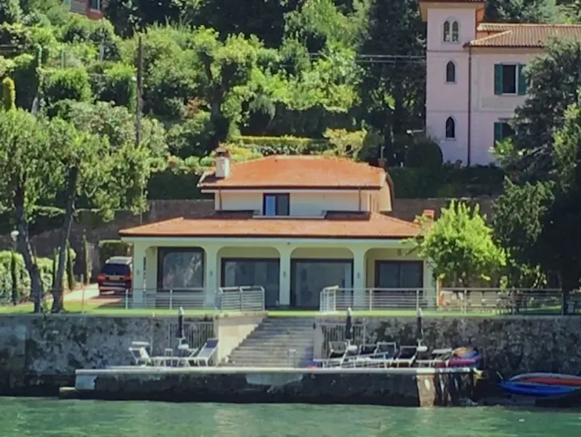 Villa remarquable de 4 chambres à Bellano - Image 1