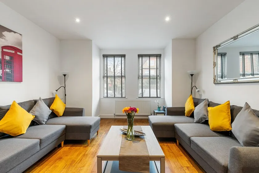 St Marks Modern Apartments - Image 1
