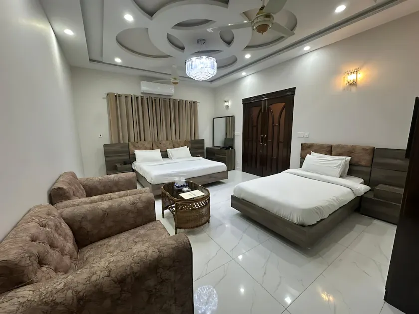 Prime View Guest House - Image 1