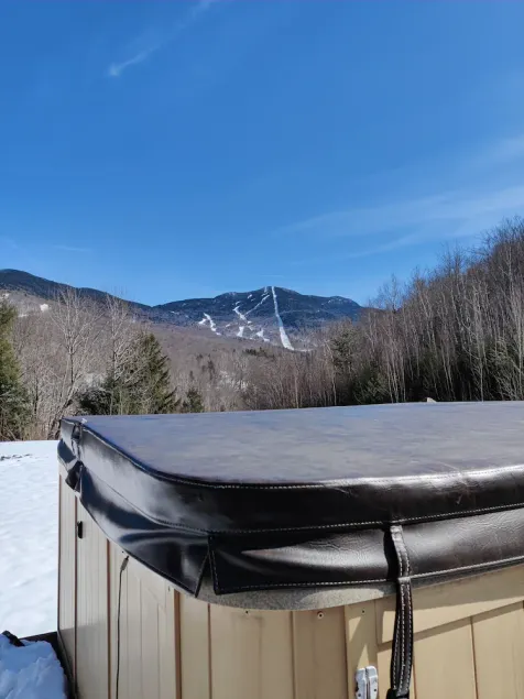 Spectacular Ski Slope Views!  Just minutes to the slopes of Smugglers' Notch! - Image 1