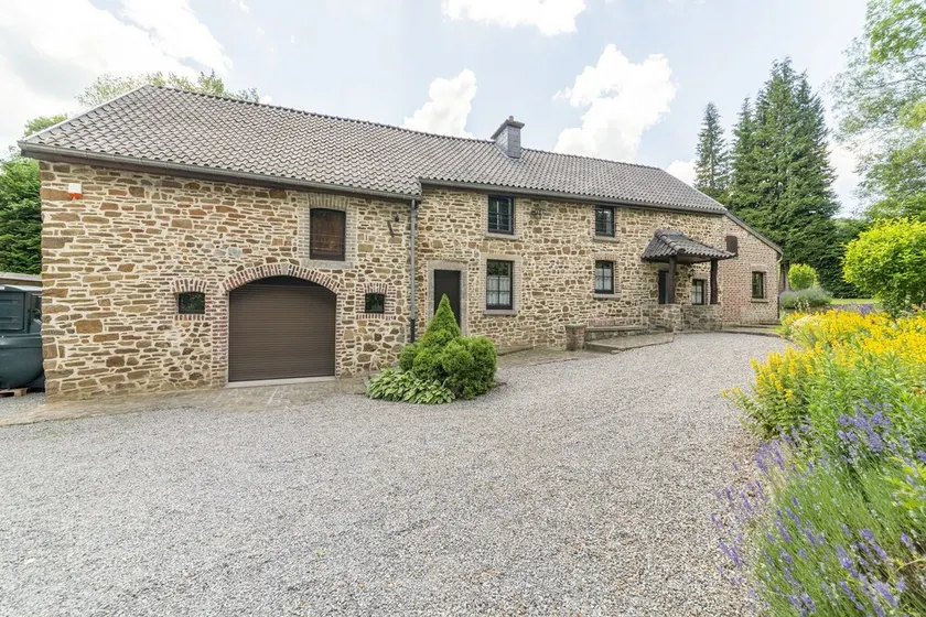 Casa rural Theux con jardín - Image 1