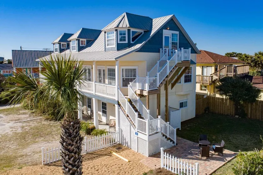 Beachcomber Penthouse - Image 1