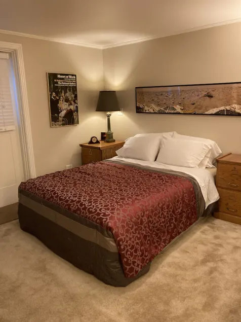 Chambre privée, entrée privée dans un cadre de séquoia - Image 1