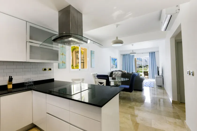 Modern 2-bedroom suite at Cana Rock - Image 1