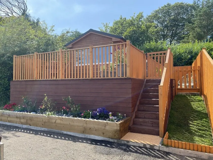 Cosy Romantic/family break with Hot Tub in rural Cornwall -15mins drive to beach - Image 1