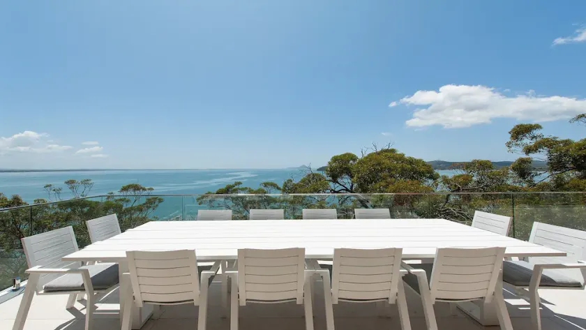 The Family Entertainer - with sweeping water views - Image 1