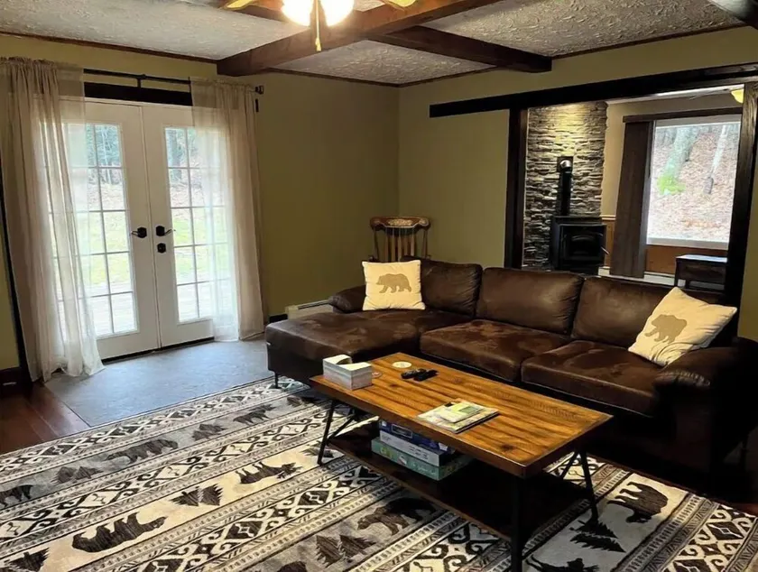 Cozy Home With Fire Place 10 Mins From Hunter Mountain - Image 1