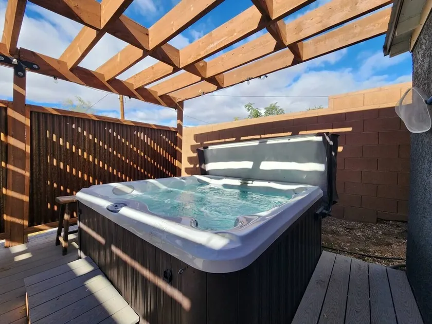 The Roost | Hot Tub | Pet Friendly - Image 1