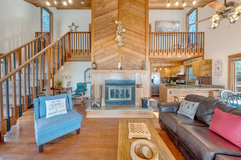 Lakeside Lodge - Lakefront home with private dock & hot tub - Image 1
