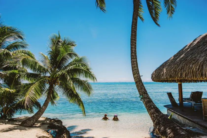 Tiahura Polynesian Luxury Villa - Image 1