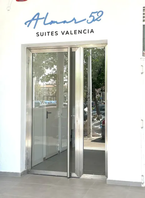 Almar 52 Suites - Image 1
