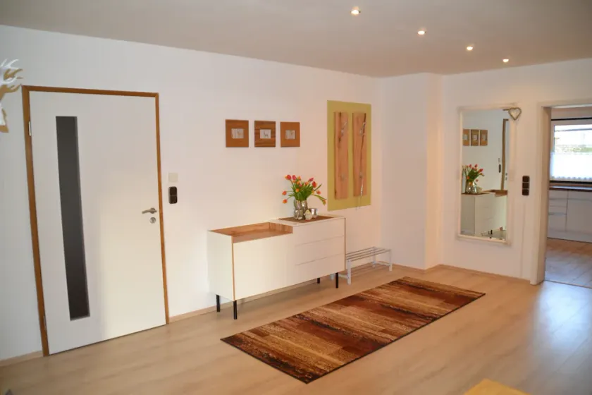 Charmante Ferienwohnung mit Zwei Schlafzimmern und Wintergarten - Image 1